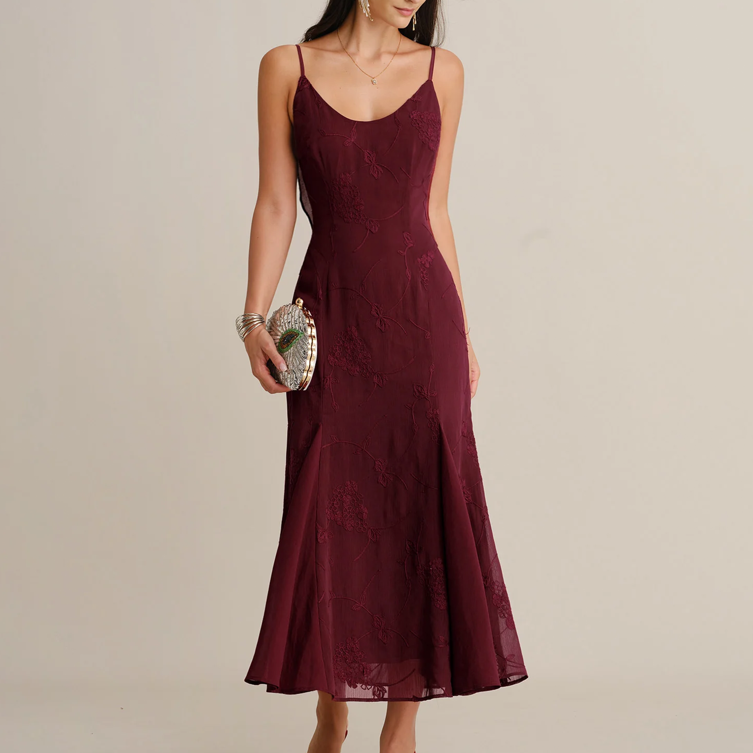 Weinrotes Meerjungfrauen‑Maxikleid mit Trägern, Stickerei und Korsett‑Rückenteil
